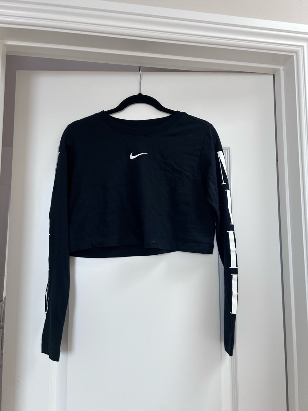Nike Black Cropped Long-Sleeve Top with White Swoosh